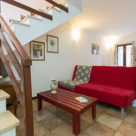 Rote Rose By Interhome 아파트 브루사스코