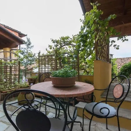 Rote Rose By Interhome アパート