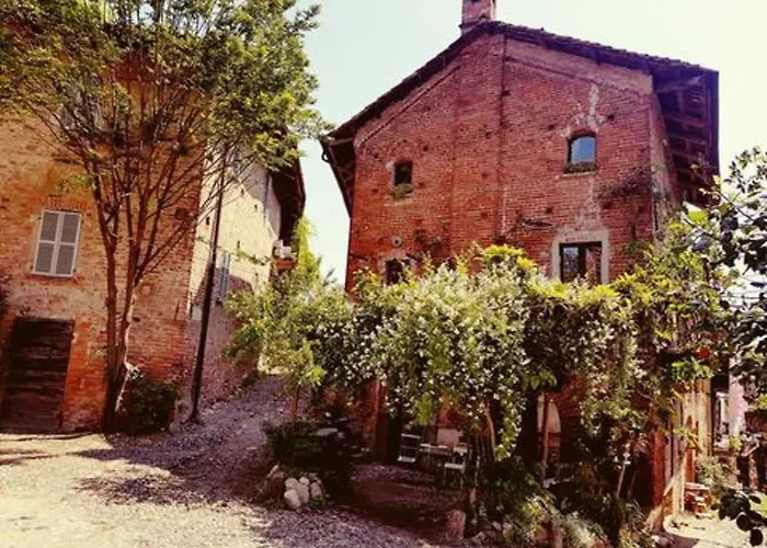 Rote Rose By Interhome * 브루사스코