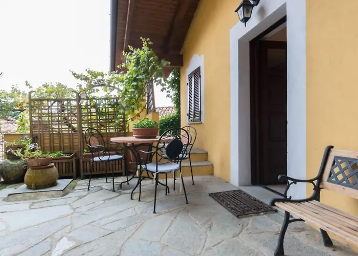 Rote Rose By Interhome