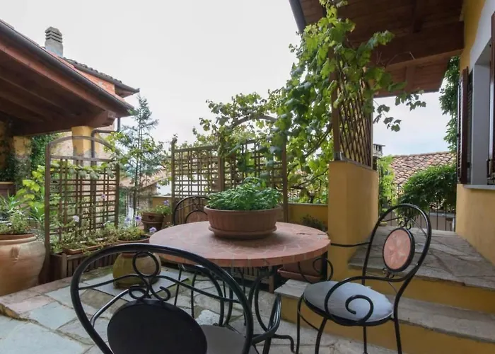 Rote Rose By Interhome Apartment