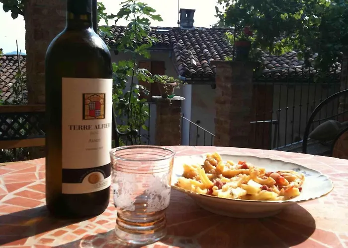 Rote Rose By Interhome * 브루사스코